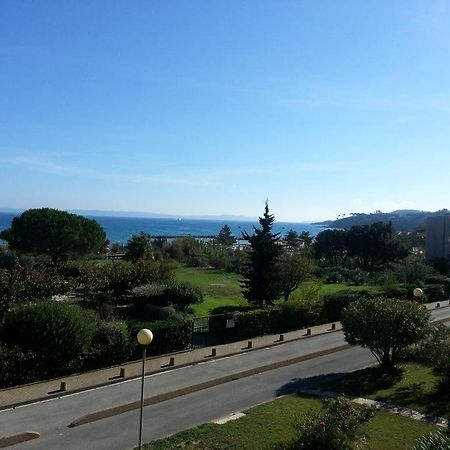 Flat Apartment Bormes-les-Mimosas Bagian luar foto