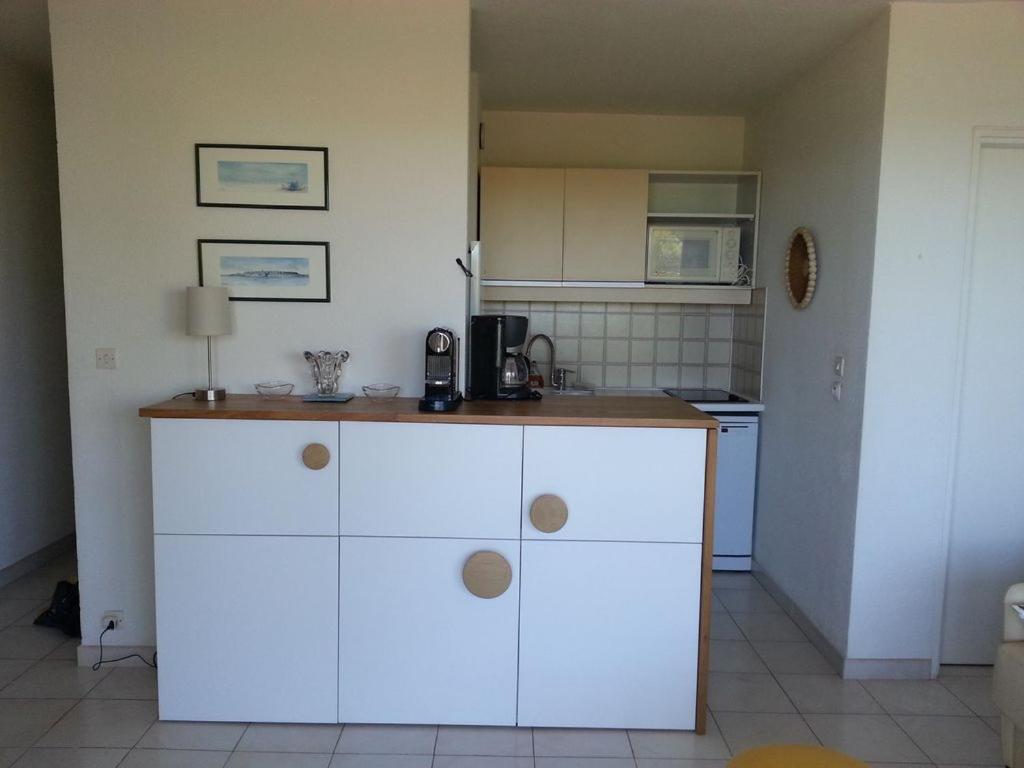 Flat Apartment Bormes-les-Mimosas Bagian luar foto