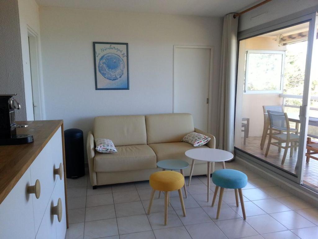 Flat Apartment Bormes-les-Mimosas Bagian luar foto