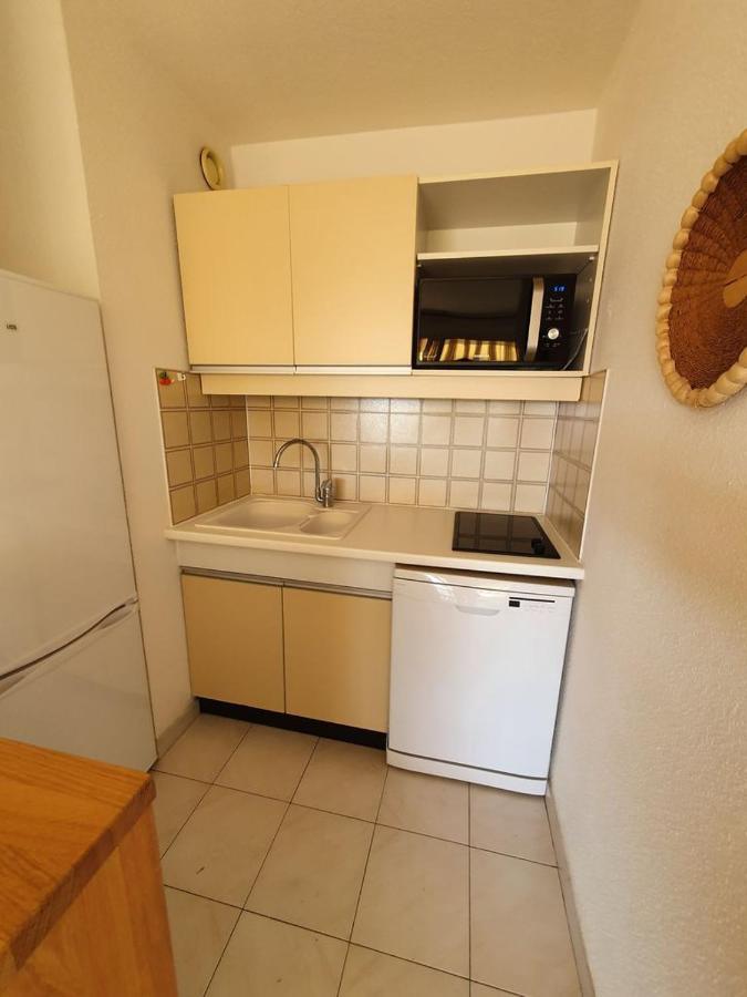Flat Apartment Bormes-les-Mimosas Bagian luar foto